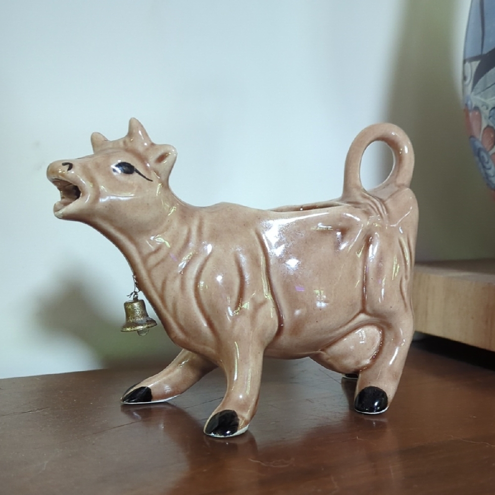 Vintage Farmhouse Ceramic Creamer Brown Cow